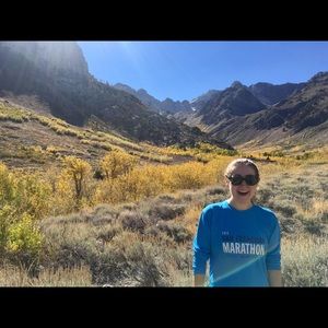 Meet your Posher, Claire